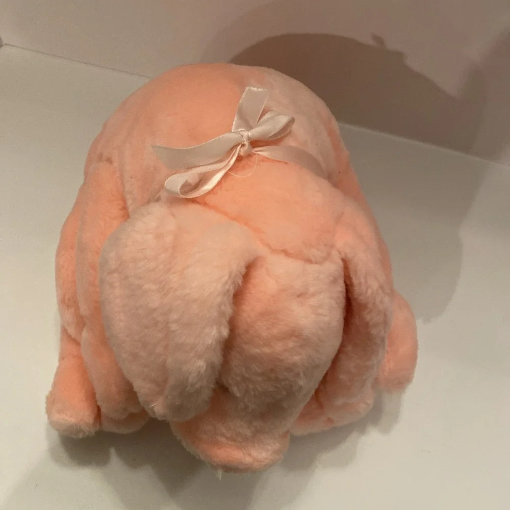 1987 Rich's Priscilla‎ the Pink Pig 14